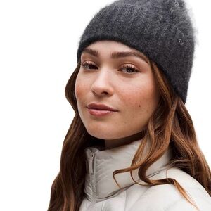 Lululemon Cashmere Beanie Fuzzy Color Heathered Light Onyx